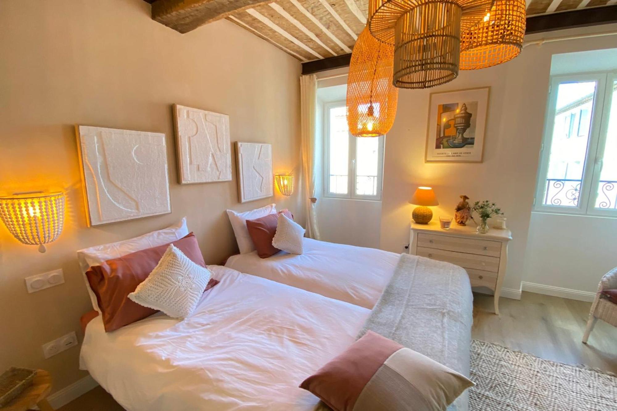 La Sanverine Private Room Historic Center Vence Bagian luar foto