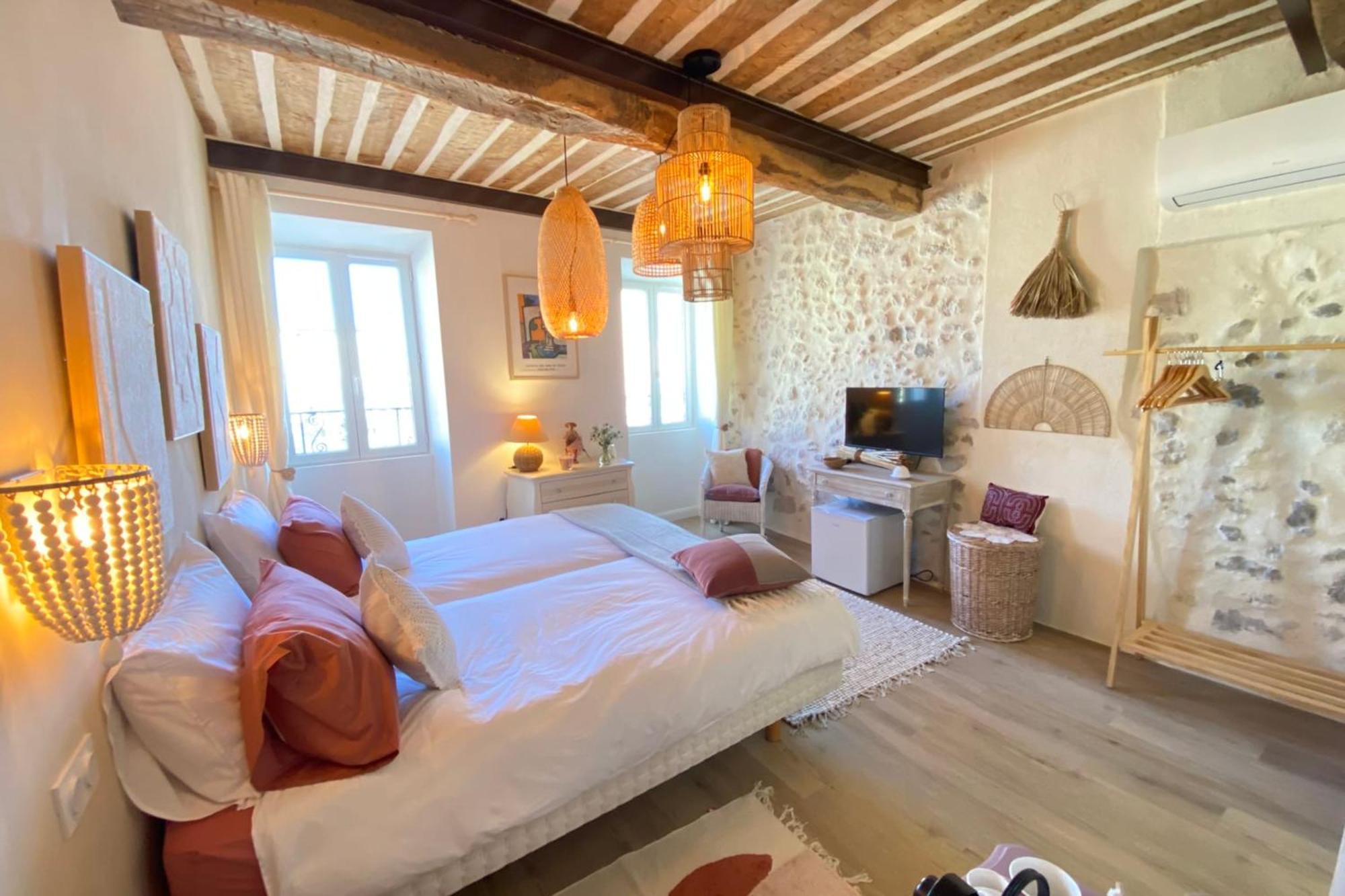 La Sanverine Private Room Historic Center Vence Bagian luar foto